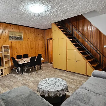 Maria 93 Tatil Evi