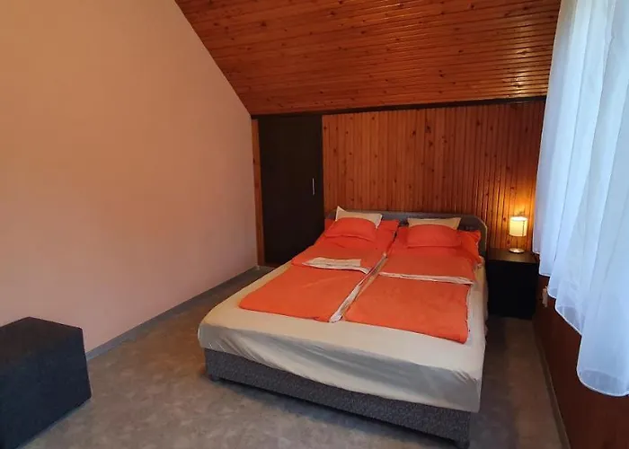 Nyaraló Mária 93 Balatonmáriafürdő